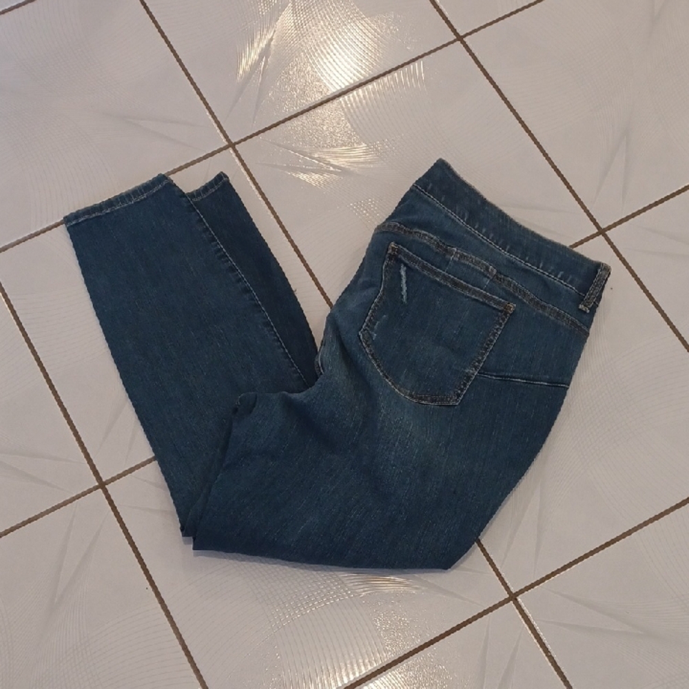 New Torrid Blue Distressed Bombshell Skinny Jeans Size 22S